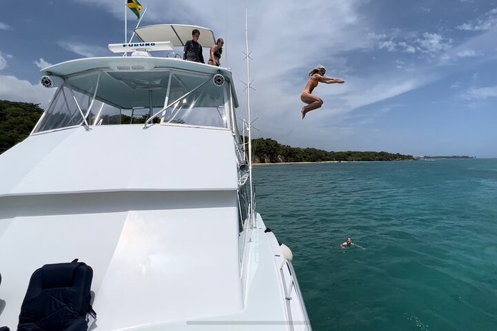 Private Yacht Party Boat Rental Excursion in Ocho Rios, Jamaica