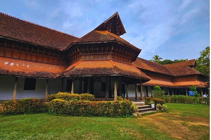 Poovar Backwater boating and Trivandrum Day Trip