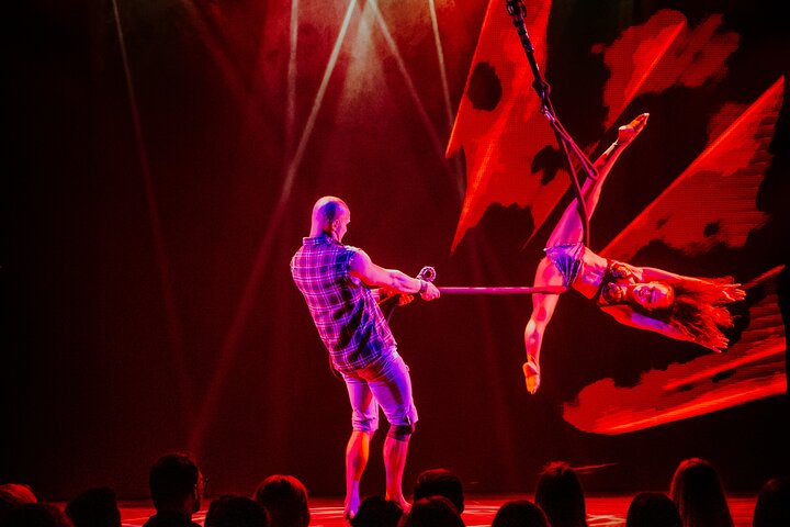Shiners - Adult Comedy & Cirque Show at Woolworth Theatre
