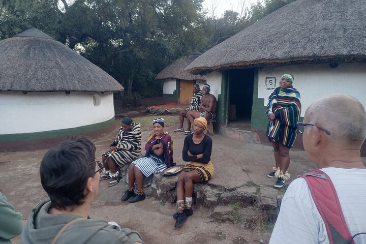 Lesedi Cultural Village & cradle of Humankind Guided Tour