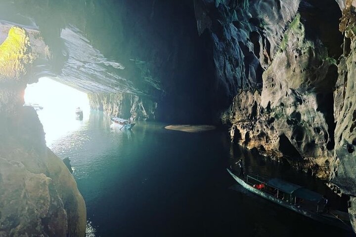 Phong Nha Cave - Paradise Cave Small Group Tour: All Inclusive