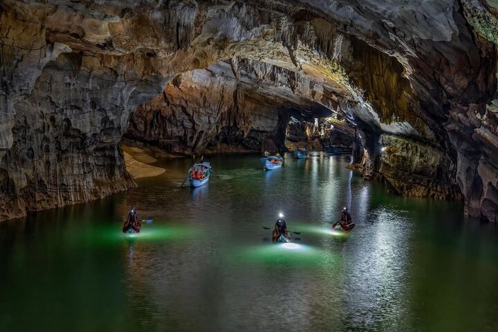 Phong Nha Cave - Paradise Cave Small Group Tour: All Inclusive