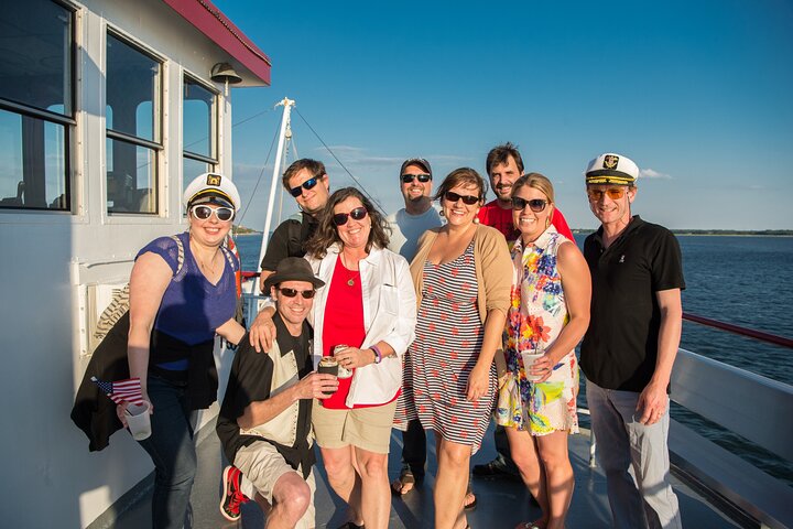 Hudson River Sightseeing Cruise from Kingston