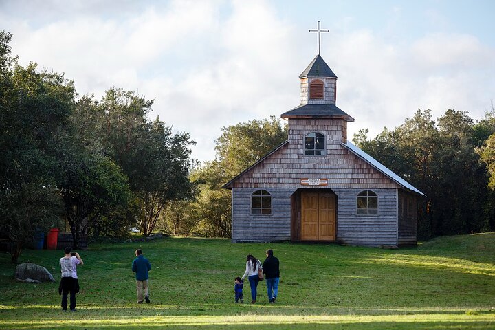 San Juan, Tenaun, Colo, Aucar Island of Navigating Souls