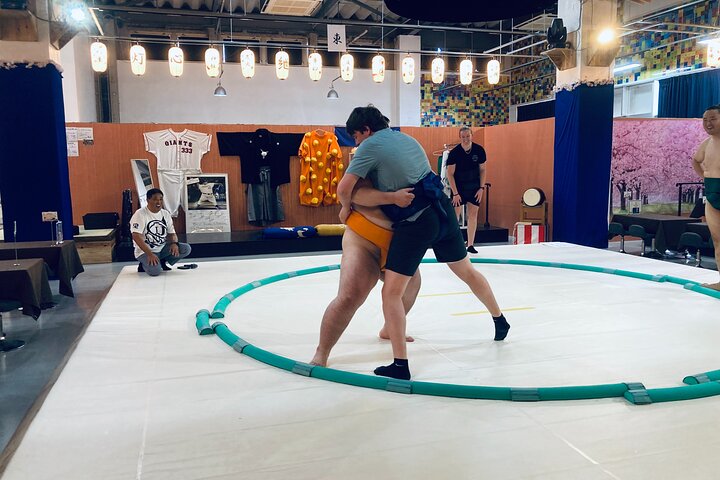 Up-Close Sumo Experience at Ochi Stable: Wear Kimono in Osaka