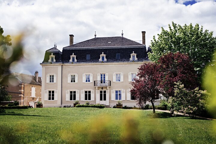 Castle of the Windmill a history of terroirs