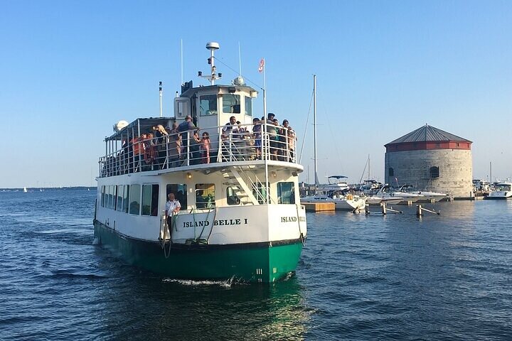 Kingston Discovery Sightseeing Cruise