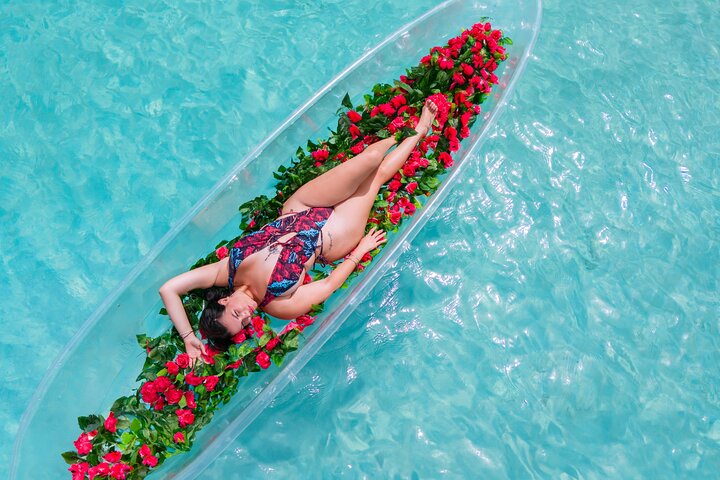 Curacao Clear Kayak Photoshoot + FREE Videoshoot,Cocktails,Shots!