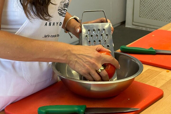 Santorini Private Cooking Class and Island Tour Experience