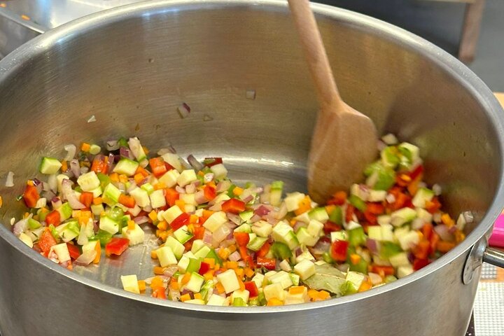 Santorini Private Cooking Class and Island Tour Experience