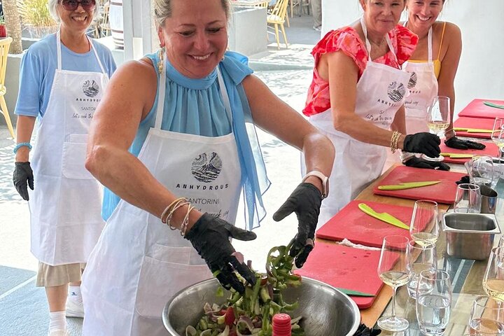 Santorini Private Cooking Class and Island Tour Experience