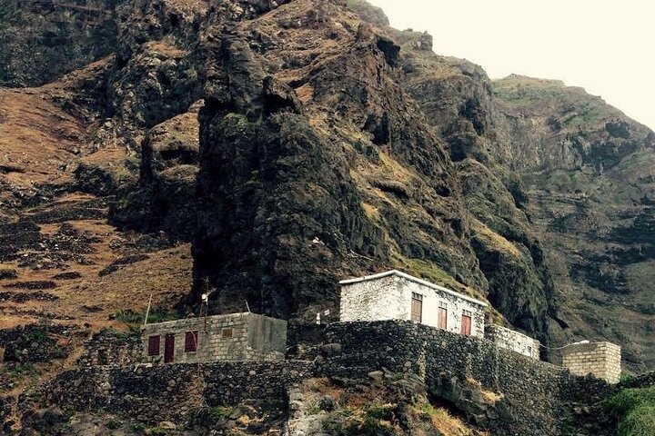 Santo Antão: Trek Ponta do Sol to Cruzinha, or Vice Versa