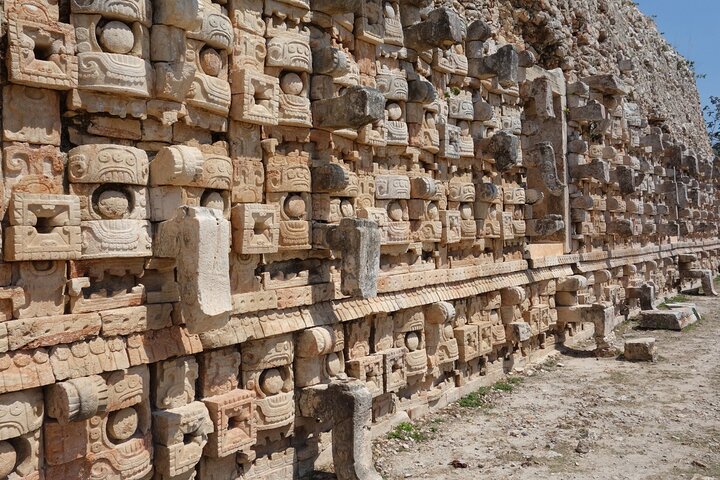 Tour to Uxmal Kabah and Chocolate Museum from Mérida