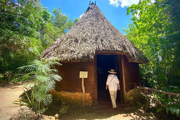 Tour to Uxmal Kabah and Chocolate Museum from Mérida