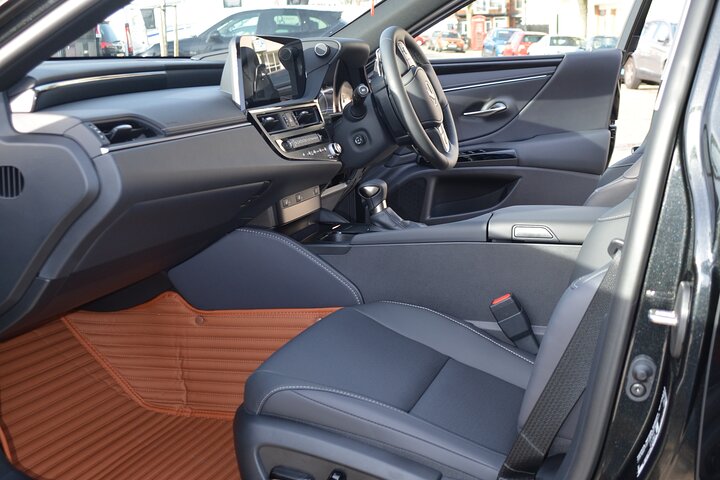 Portsmouth Private Transfer To or From Heathrow Airport