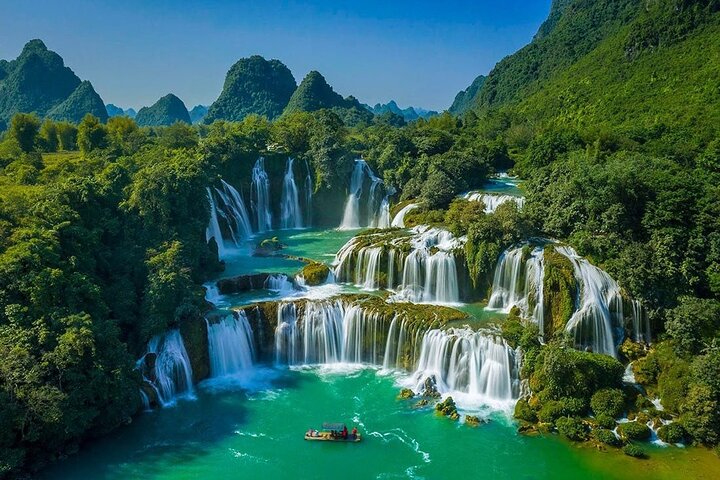 Ban Gioc Waterfall - Nguom Ngao Cave Full Day Tour