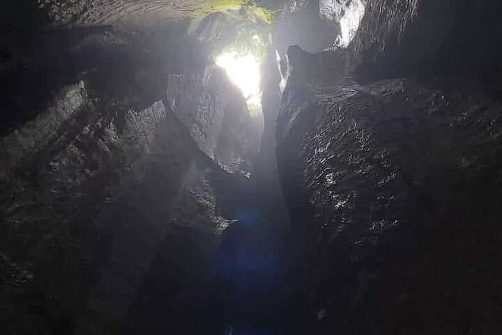 Cave Of The Tayos | Speleology | Mysterious Caverns | Light Wells | Puyo