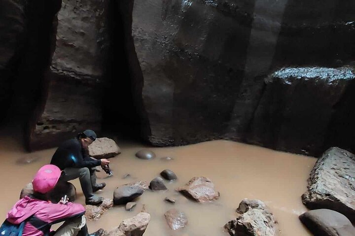 Cave Of The Tayos | Speleology | Mysterious Caverns | Light Wells | Puyo