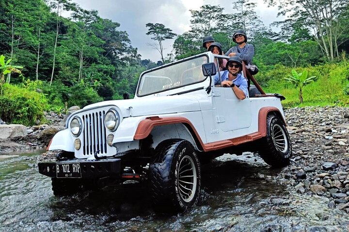 Private Merapi Volcano 4WD Jeep Tour from Yogyakarta