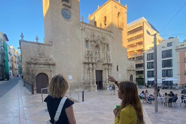 Alicante Tour: Full City, Castle, Market & Tapas Experience