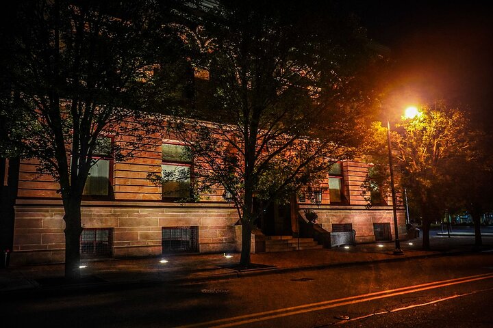 Grand Rapids Wraiths and Witches Ghost Tours