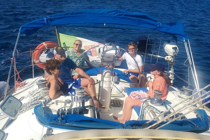 Sailing tour with PAG (AUDIOGUIDE) and typical Sardinian cuisine