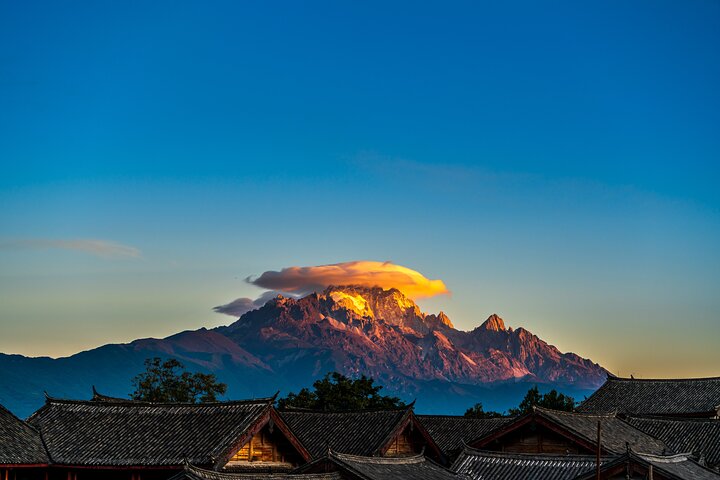 1 Day Jade Dragon Snow Mountain and Baisha Village Private Tour
