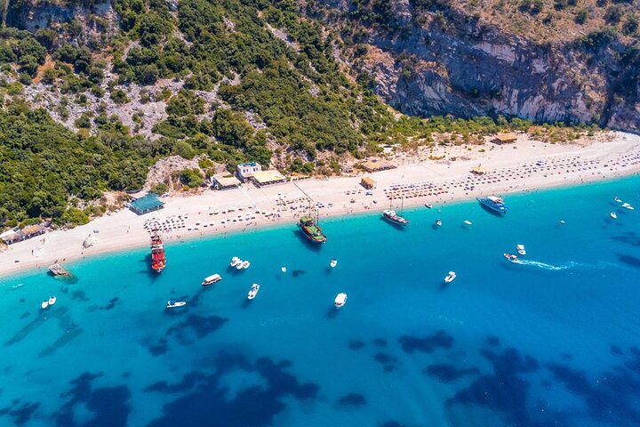 Saranda Catamaran VIP to Krorez and Kakome Beach with Lunch