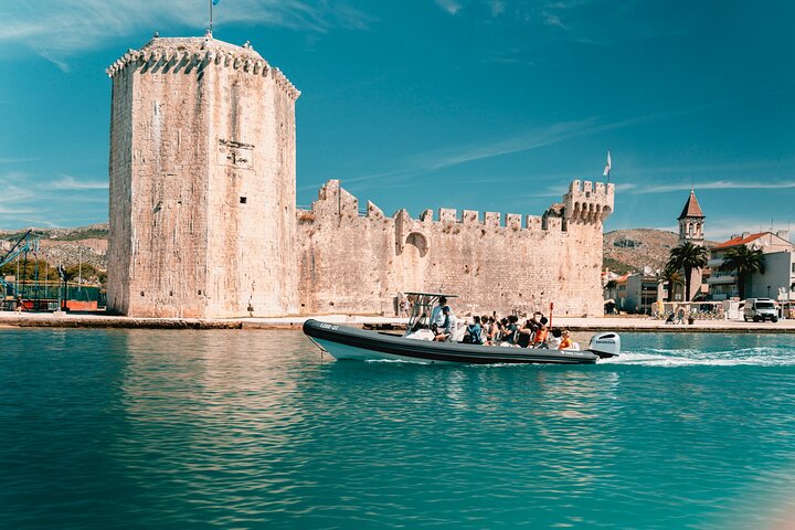 Blue Lagoon & 3 Islands Small-Group Speedboat Tour