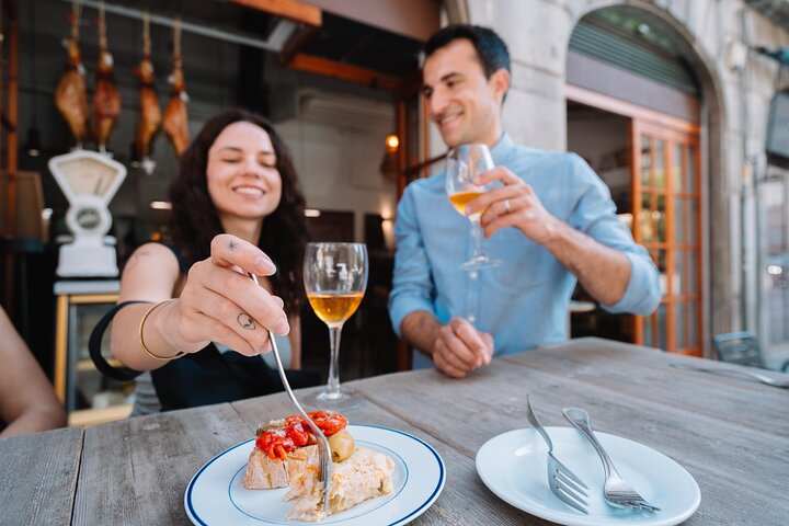 Valencia Tapas Crawl by Food Lover Tour