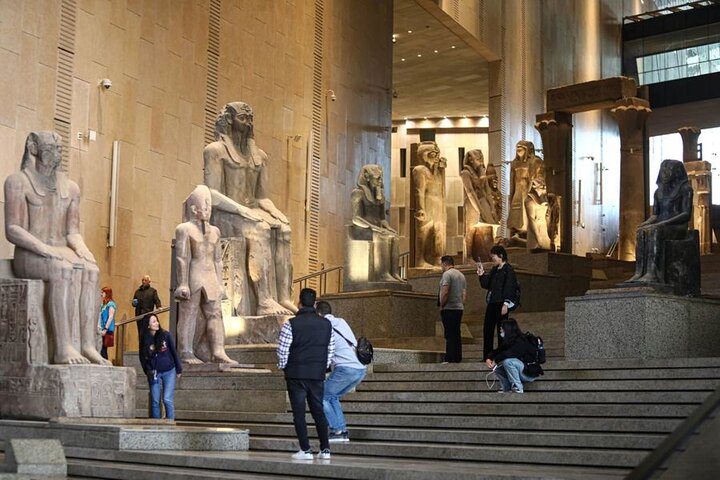 Private Tour to Giza pyramids & Grand Museum from Alexandria Port