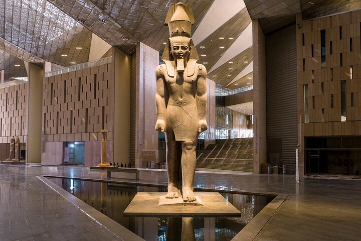 Private Tour to Giza pyramids & Grand Museum from Alexandria Port