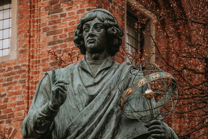Gothic architecture and Copernicus's Life Private Walking Tour