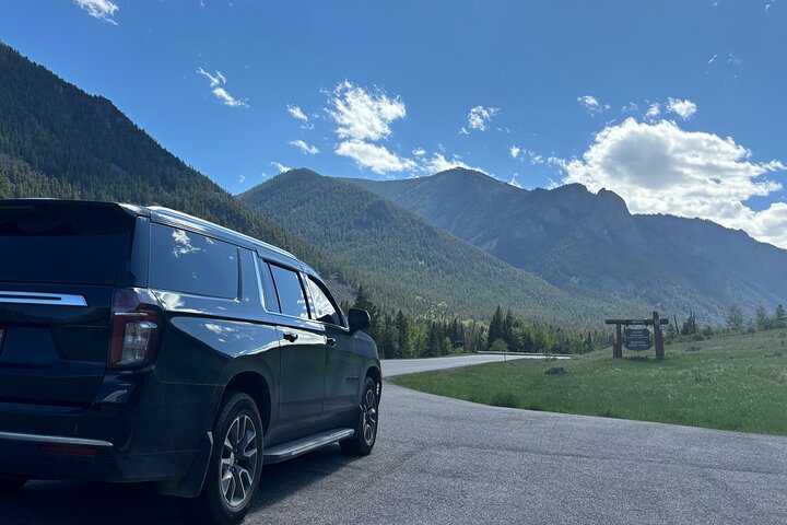 Private Guided Tour in Yellowstone National Park