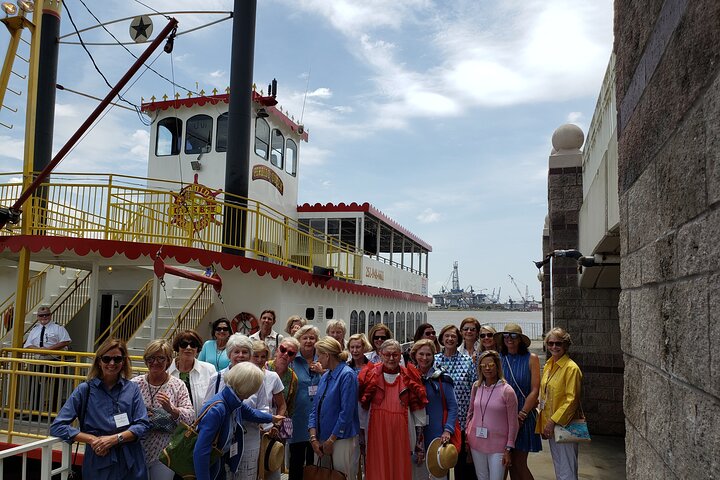 Mobile Harbor Scenic Ships and Port Tour