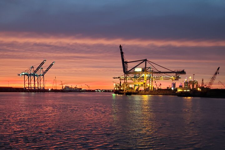 Mobile Harbor Scenic Ships and Port Tour