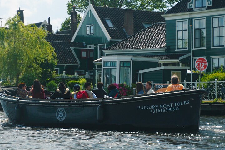 Zaanse Schans Windmill Cruise - UNESCO Windmills With Live Guide
