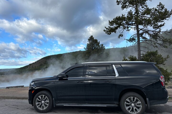 Private Guided Tour in Yellowstone National Park