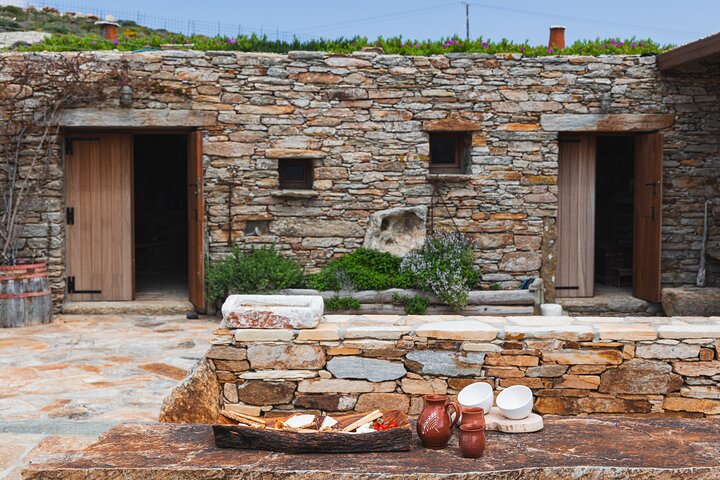 Cheese and Wine Tasting (Guided Tour INCLUDED)