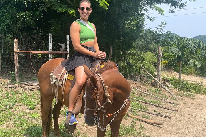 Horse back riding with Danitours by Montainand real nice view