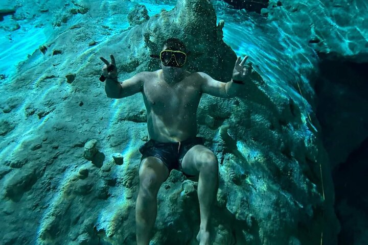Private Tour to Tulum, Cenote and Swimming with Turtles
