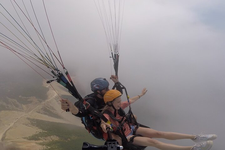 Paragliding in Vlore