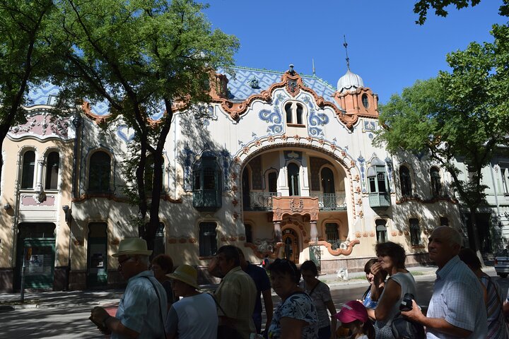 Private Queen of Art Nouveau in Subotica Tour