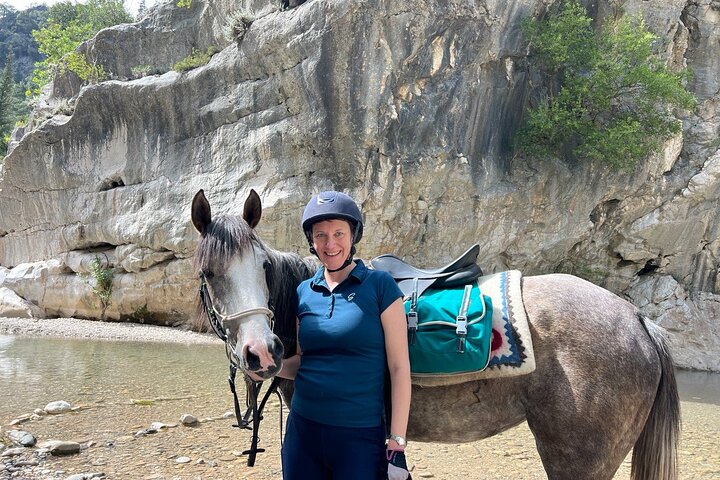 1 or 2 Hours PRIVATE Horse Riding in the forest in Kemer Antalya