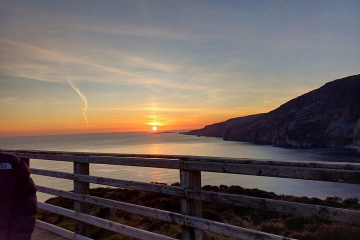 2 Hour Walking Tour in Slieve League Ireland
