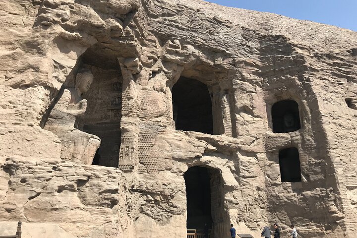 Private Day Tour to Yungang Caves from Taiyuan by fast train