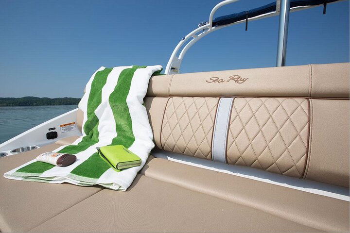 Private escape to discover Cannes & Lerins islands from the sea