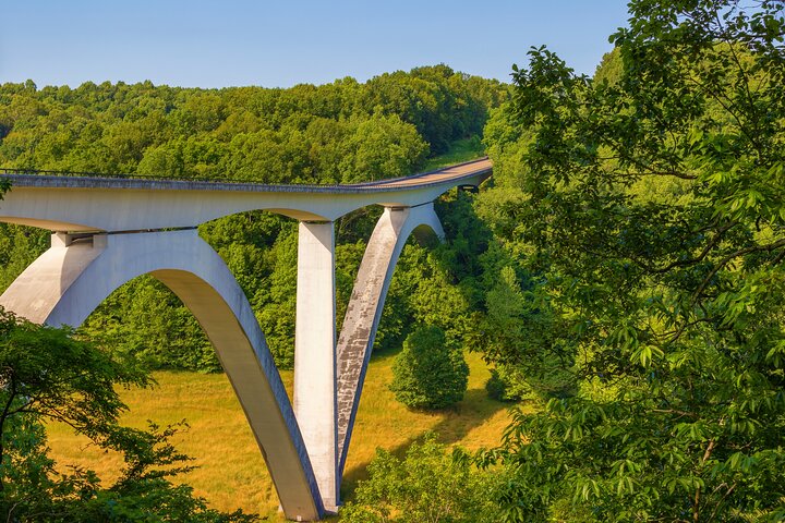 Natchez Trace Parkway: Tennessee & Alabama GPS Audio Driving Tour