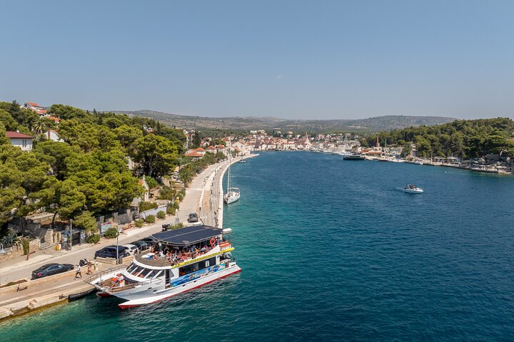 Hvar, Brač & Pakleni islands cruise with lunch & drinks from Split & Trogir