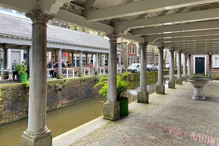 Self-Guided Walking Tour of Gouda: Canals, Colonies, and Cheese